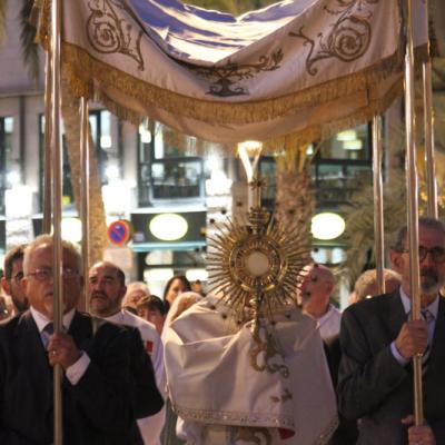 Procesión hacia San Martín